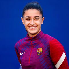 El retorno al césped más feliz de Jana