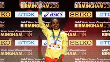 Genzebe Dibaba, medalla de oro en 1.500.