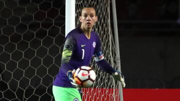 La jugadora de Chile Christiane Endler fue elegida como una de las mejores 60 futbolistas del mundo.