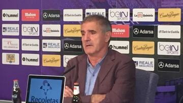 Paco Herrera en rueda de prensa