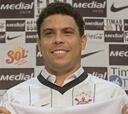 Corinthians ata a Ronaldo con una cláusula de 100 millones