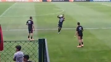 Como si nada: los lujitos de Alexis, Junior e Isla