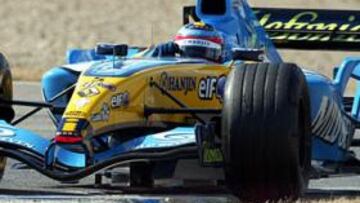 <b>ESPECTACULAR. </B>Alonso entró en el club del 1:15 y se quedó a sólo una centésima del récord.