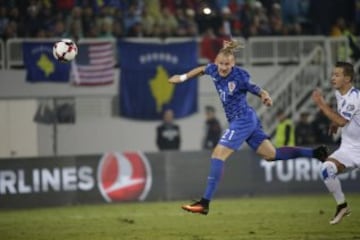 Croacia goleó 4-0 a Kosovo como visitante. 