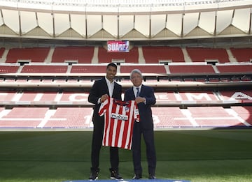 Con Enrique Cerezo en el Wanda Metropolitano.