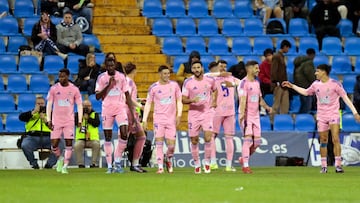 Navas rompe el gafe del Recre y la magia del Rico Pérez