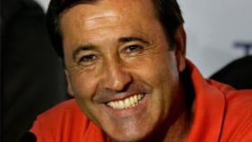 <b>CONTROLADO.</b> El ex golfista continúa en la unidad de cuidados intensivos del Hospital de La Paz.