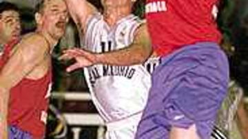 LÍDER. Corbalán rememorará éxitos en el Pabellón madridista.