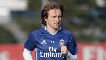 Modric sigue sin tocar balón y tiene difícil llegar al Celta