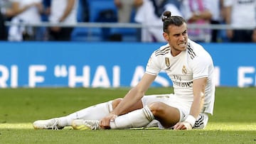 Bale se duele el partido de Liga contra el Granada.