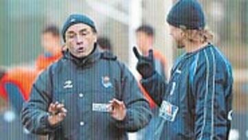 <b>CONTINUIDAD</B>. Denoueix quiere seguir muchos años en la Real.