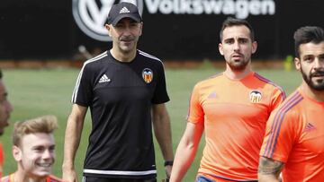 Pako Ayestarán será técnico del Valencia hasta 2018