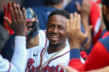 Braves Ozzie Albies out for at least two months with fracture