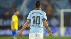 Iago Aspas realiza una reclamaci&oacute;n durante el partido jugado en Bala&iacute;dos entre el Celta y el C&aacute;diz.