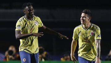 James Rodríguez y Duván Zapata.