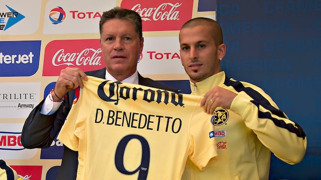 Darío Benedetto desmiente a Ricardo Peláez sobre su salida del América