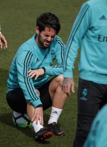 El susto de Isco protagoniza el entrenamiento del Madrid