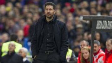 Simeone, durante el partido ante el Deportivo.