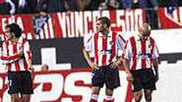 <B>NERVIOS Y ANSIEDAD</B>. García Calvo, Carreras, Movilla y Diego Alonso reflejan perfectamente el estado de una plantilla dominada por los nervios.