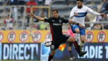 Emiliano Vecchio recibió el acoso permanente de César Fuentes en San Carlos.