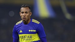 Boca Juniors' Colombian forward Sebastian Villa gestures during their Argentine Professional Football League Tournament 2022 match against Arsenal at La Bombonera stadium in Buenos Aires, on June 5, 2022. (Photo by ALEJANDRO PAGNI / AFP)