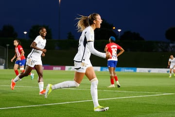 11/05/24 FUTBOL FEMENINO LIGAF
PARTIDO PRIMERA DIVISION IBERDROLA
REAL MADRID - ATLETICO DE MADRID
MOLLER CELEBRA EL GOL 1-0 ALEGRIA