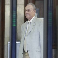 Lopera, hospitalizado en Sevilla por una obstrucción intestinal