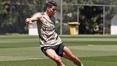 James Rodríguez entrena pensando en San Mamés
