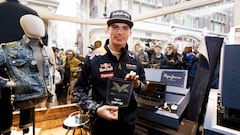 Verstappen en un acto en su país.