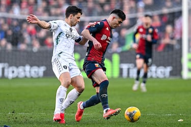 El Genoa toma decisión con Johan Vázquez