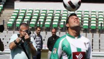 Caballero llega al Córdoba para devolver la confianza