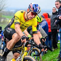 Van Aert, operado y con futuro “incierto”: el Giro, en peligro