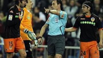 El personaje: Pérez Burrull.