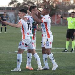 El jugador que revivió en el líder del torneo: ¡doblete y asistencia brutal!