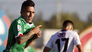 Audax levanta cabeza frente a un somnoliento Palestino