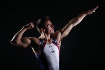 El gimnasta Sam Mikulak.