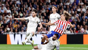 22/03/26 PARTIDO PRIMERA DIVISION
REAL MADRID - ATLETICO DE MADRID
POSIBLE PENALTI DANI CARVAJAL MARCOS LLORENTE
FRAN GARCIA DEAN HUIJSEN