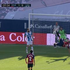 Esta es la imagen parada de la locura genial de Enric Gallego: imaginen cómo fue el gol...