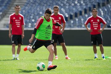 El 'Quick' Mendoza vivió sus mejores momentos como profesional cuando vestía la playera del América. Cuando Miguel Herrera llegó a la Selección Mexicana para afrontar el repechaje de cara al Mundial de 2014, el técnico tomó como base el plantel de las Águilas y de León. Luis Ángel formó parte de la plantilla que enfrentó a Nueva Zelanda, pero no jugó. 