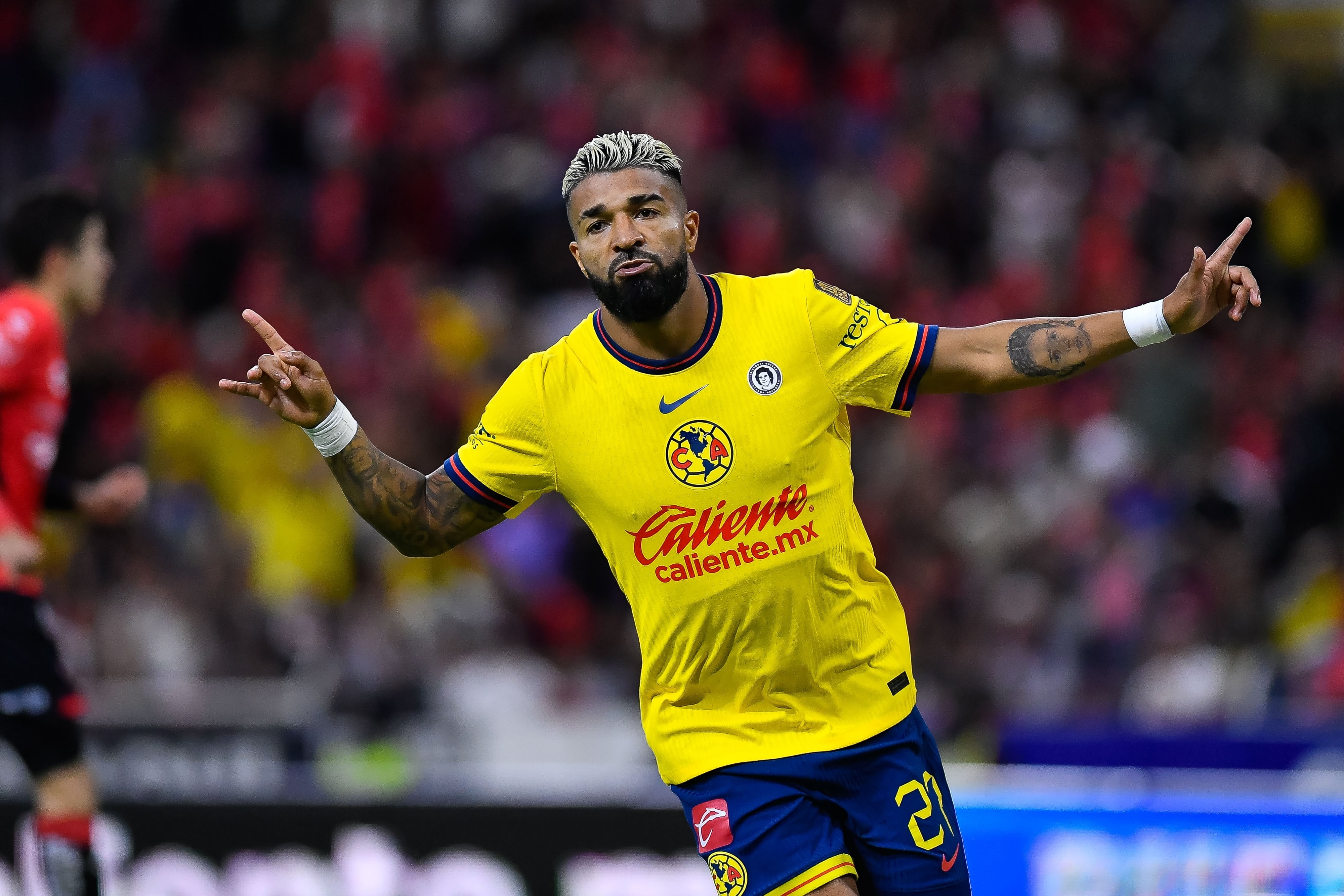 América podría perder a Rodrigo Aguirre