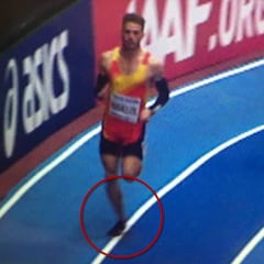 Este es el momento en el que Husillos invadió la otra calle