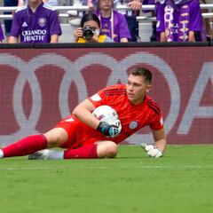 Gabriel Slonina, portero de Estados Unidos que pelean Southampton y Wolves