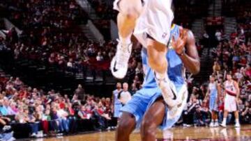 Víctor Claver, en un partido con los Blazers.