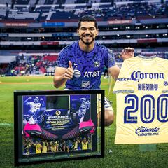 ¡Homenaje a la ‘Bomba’! Otorgan reconocimiento a Henry Martín por cumplir 200 juegos con América