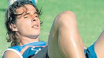 <b>SIGUE DE BLANCO. </b>Bruno continúa en el club nervionense.