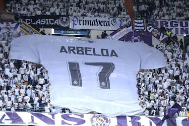 Real Madrid's Álvaro Arbeloa bids Bernabéu farewell