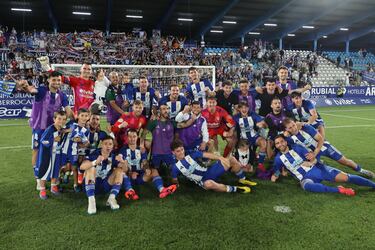 Cortés guía a la Ponferradina a la eliminatoria por el ascenso