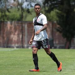 La promesa chilena que dejará México para jugar en Europa