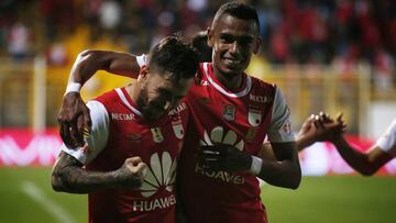 Santa Fe se aferra a la Liga Águila