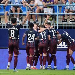 El Eibar conserva su núcleo